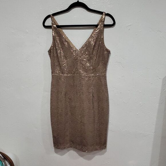 Lulu's Gold Sequin Mini Dress Size M - Picture 3 of 13